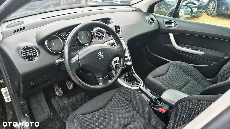 Peugeot 308 1.6 Premium Plus - 32