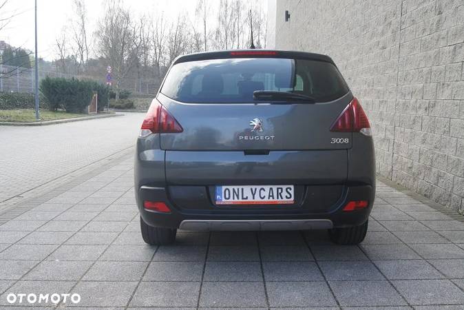 Peugeot 3008 HDi FAP 150 Premium - 10