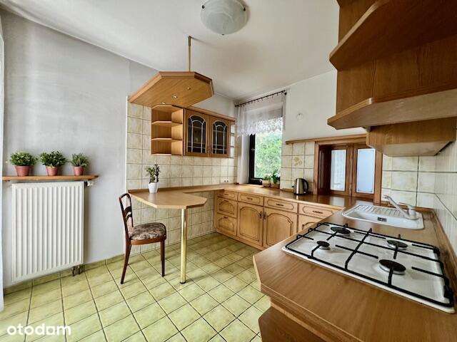 Dom wolnostojący 10 pok, 6 sypialni, salon, 2pok. biurowe, 1rekreacyjn-3