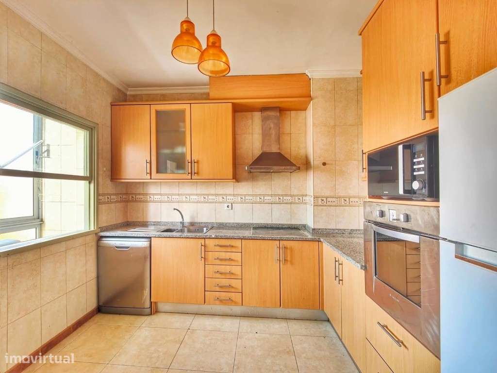 Apartamento T3 no Centro de Viana do Castelo para arrendar - Grande imagem: 3/12