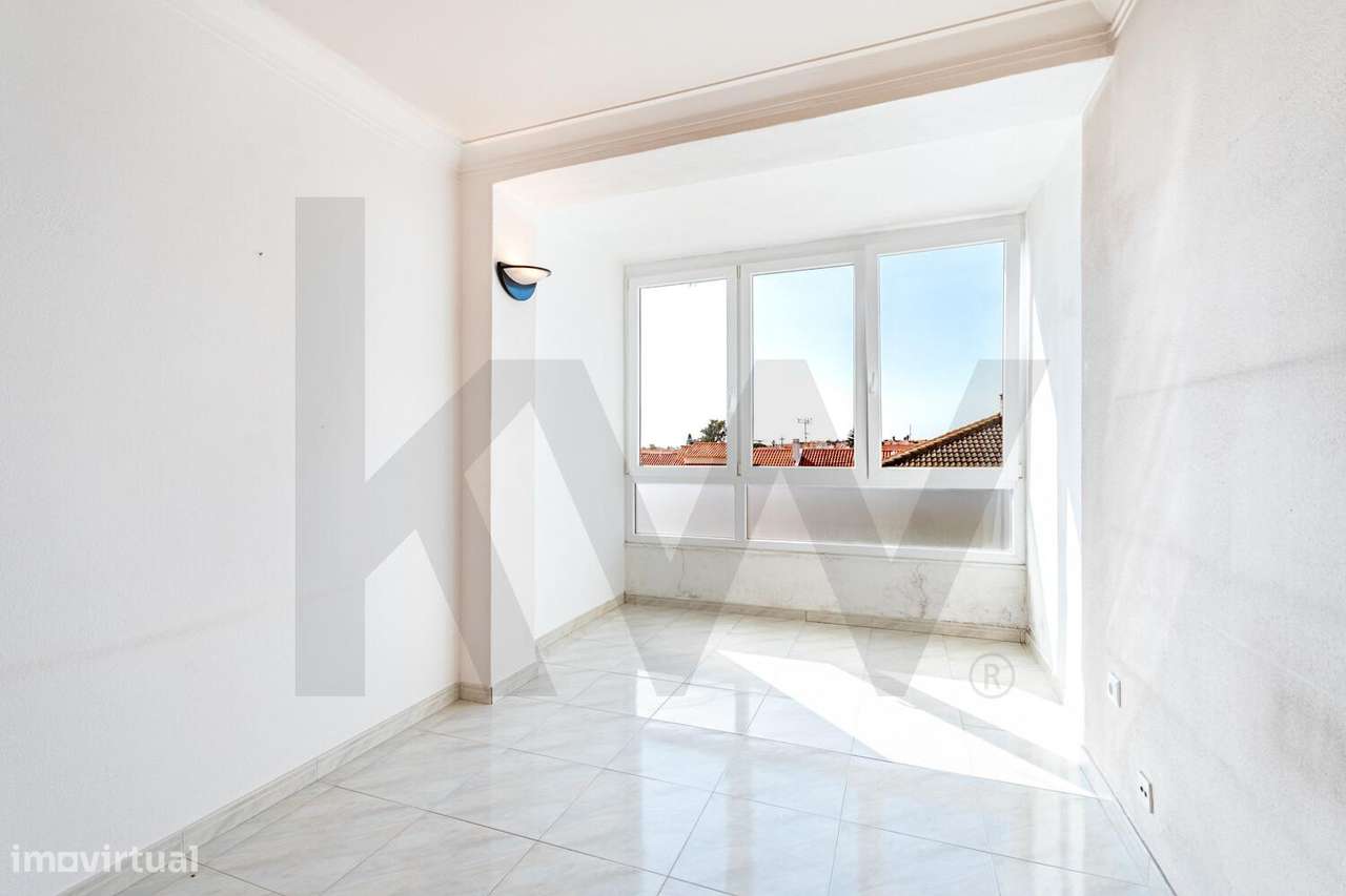 APARTAMENTO T2 p/ REMODELAÇÃO - MADORNA - São Domingos de Rana-5