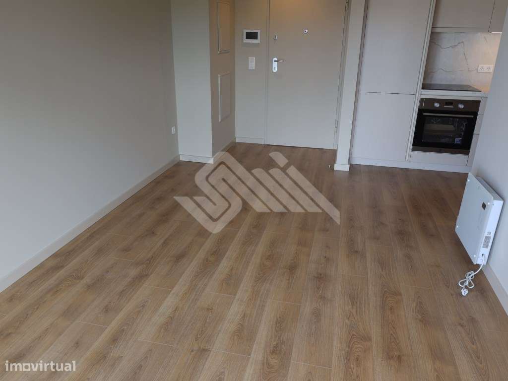 Apartamento T1 com Vista Panorâmica - Rotunda da Boavista / Casa da...-3