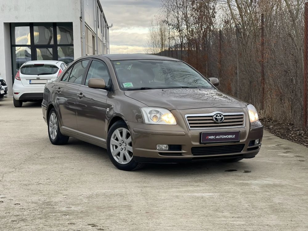 Toyota Avensis II [2003 - 2009] 1.6 Sdn. Sol 2004