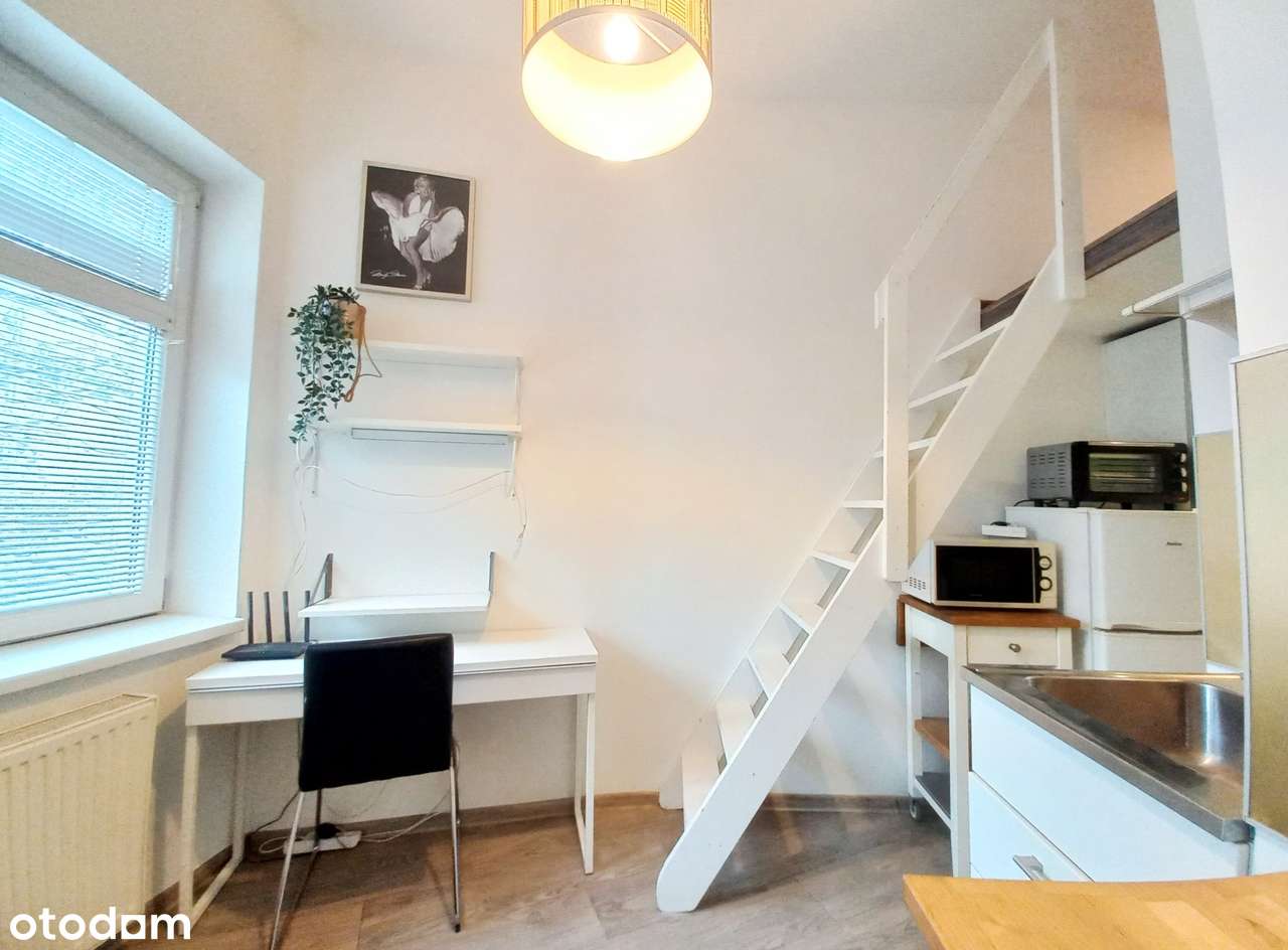 RUSKA / 350m od Rynku /kamienica po remoncie, antresola, parking-0