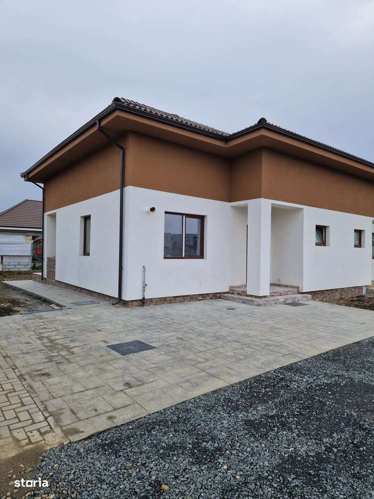 PROPRIETAR! Duplex Remetea Bucovat P+M Pret 104.9000 Euro-0