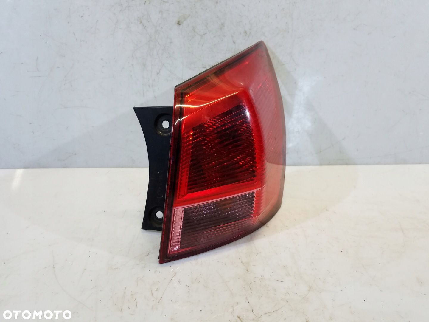 LAMPA TYŁ NISSAN QASHQAI J10 - 7