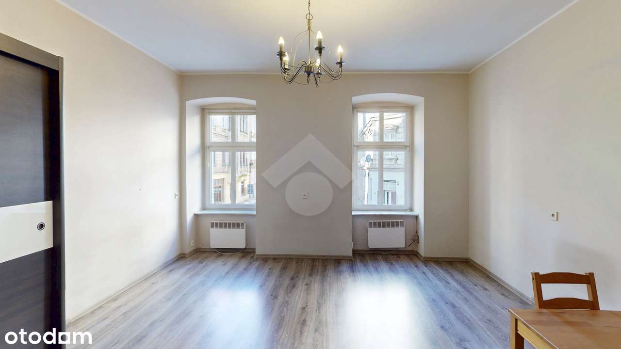 Rozkładowe mieszkanie w kamienicy - Inwestycja-0