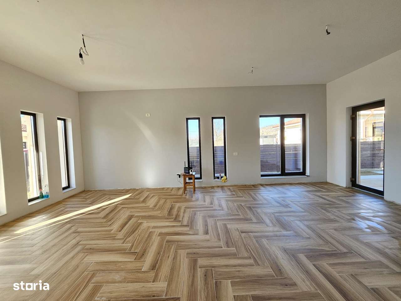 Oferta vanzare casa deosebita 2025 pe parter, Stefanesti, 203000 EURO - Imagine principală: 4/17