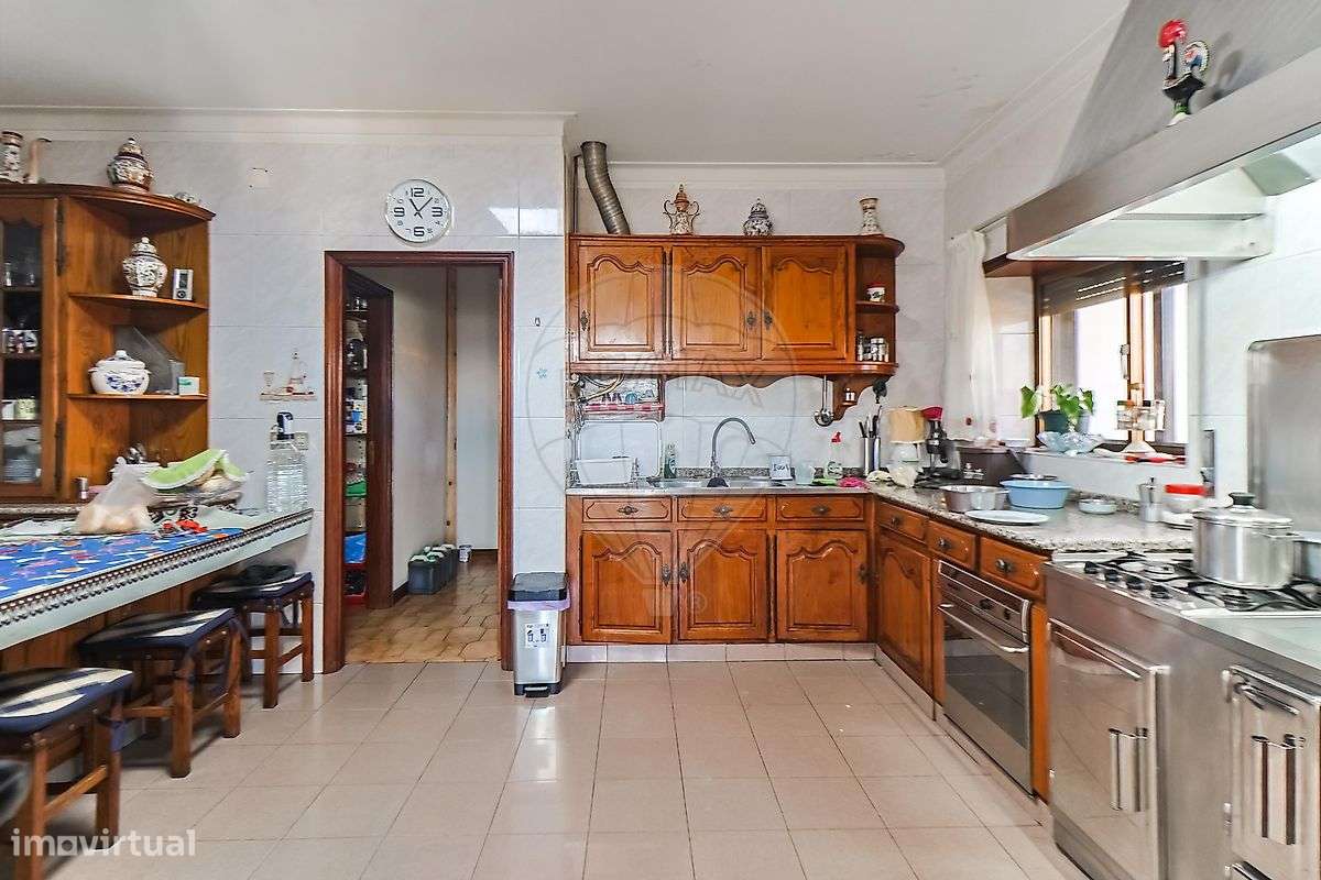 Moradia T5 para venda-20