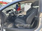 Renault Laguna Coupe dCi 150 FAP - 8