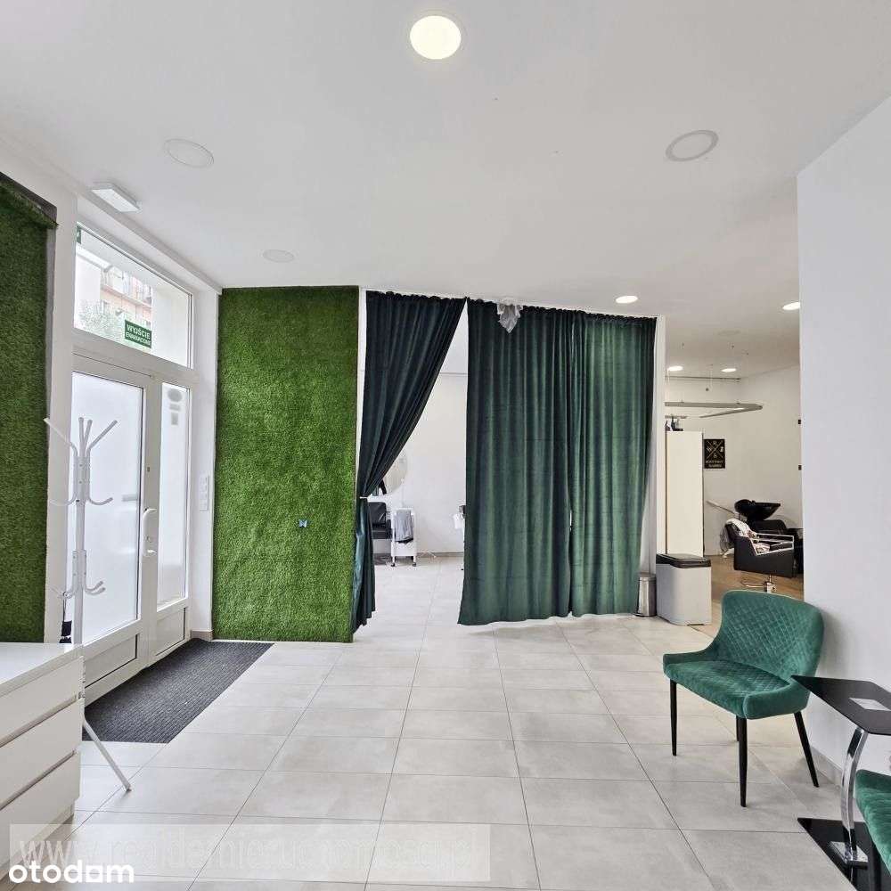 Lokal na parterze w centrum-3