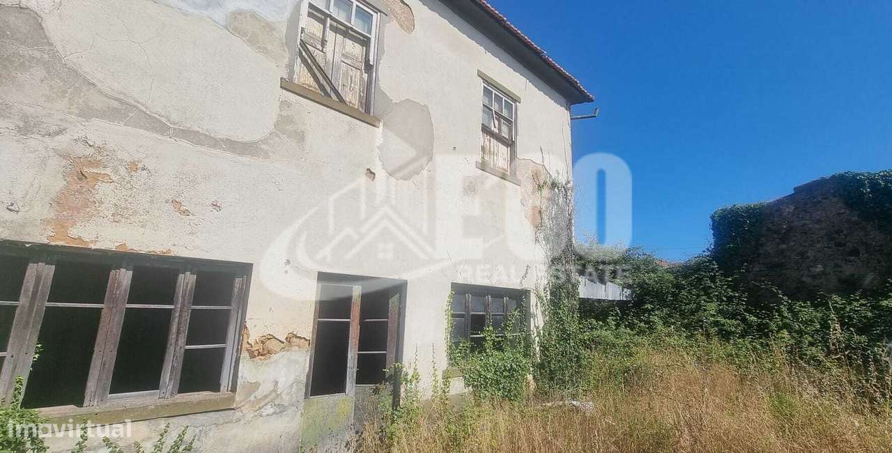 TERRENO PARA CONSTRUÇÃO - Grande imagem: 3/12