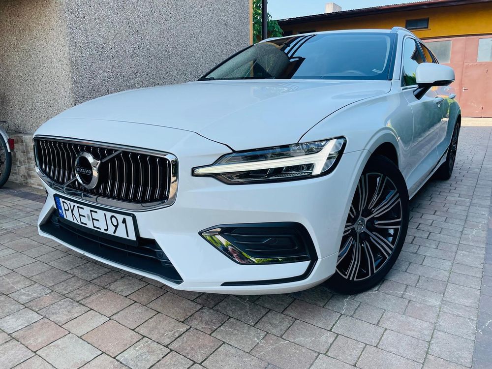 Volvo V60 II (2018- ) B5 B Inscription 2019