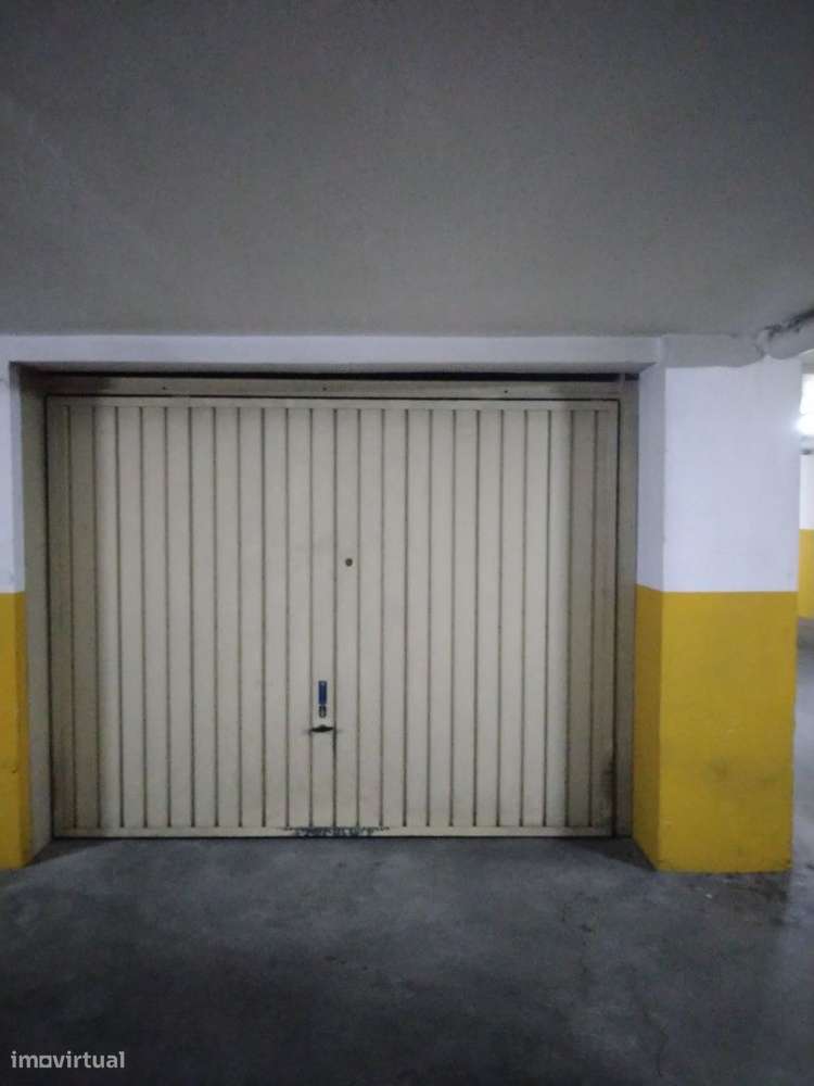 Garagem individual em Braga, junto ao centro histórico, próximo da Sé - Grande imagem: 5/6