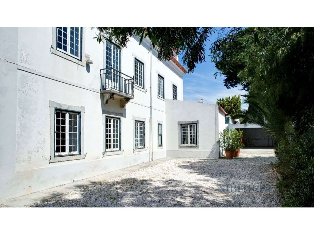 Palacete Tradicional Português T10 no Monte Estoril, Estoril, Portugal-18