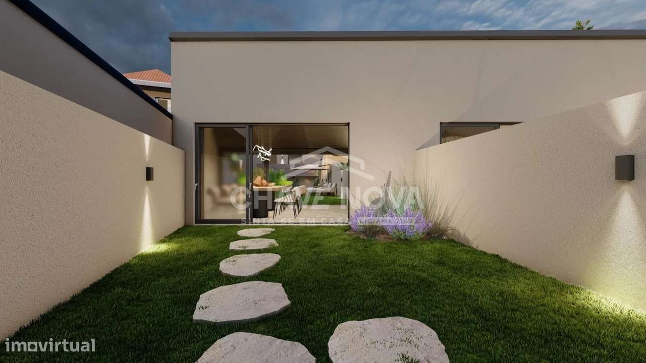 Moradia V3 de Luxo c/ 3 Suites, Piscina em Leça do Balio-8