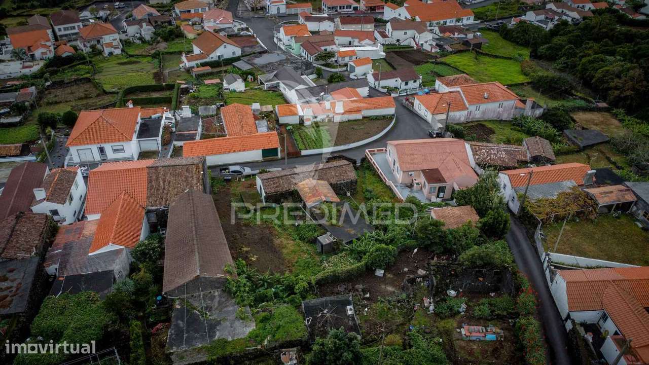 T2 para Remodelação com Vista de Mar e Terreno – São Mateus, Madale... - Grande imagem: 4/23