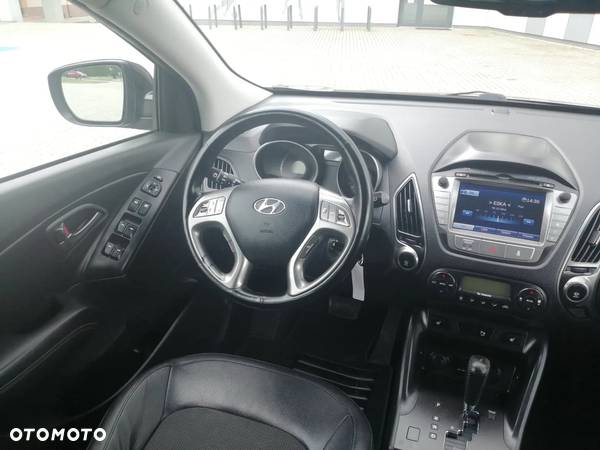 Hyundai ix35 2.0 4WD Automatik Style - 12