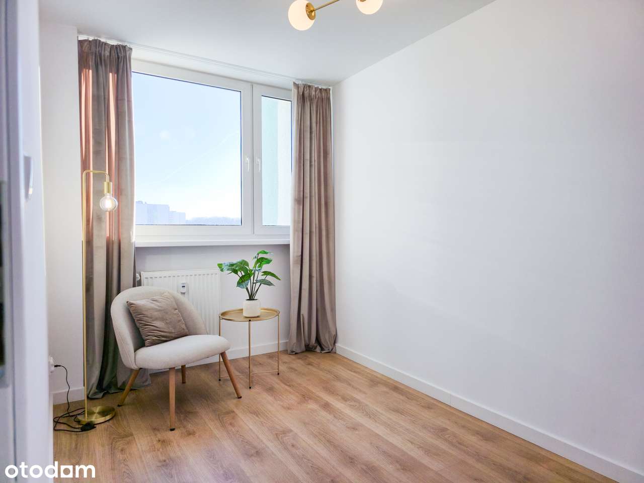 Jasne 4 pokoje blisko centrum - gotowe pod klucz!-7