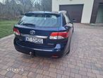 Toyota Avensis 1.8 Premium - 10