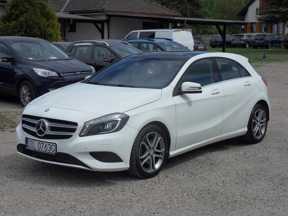 Mercedes-Benz A W176 200 CDI (BlueEFFICIENCY) 7G-DCT Urban 2013