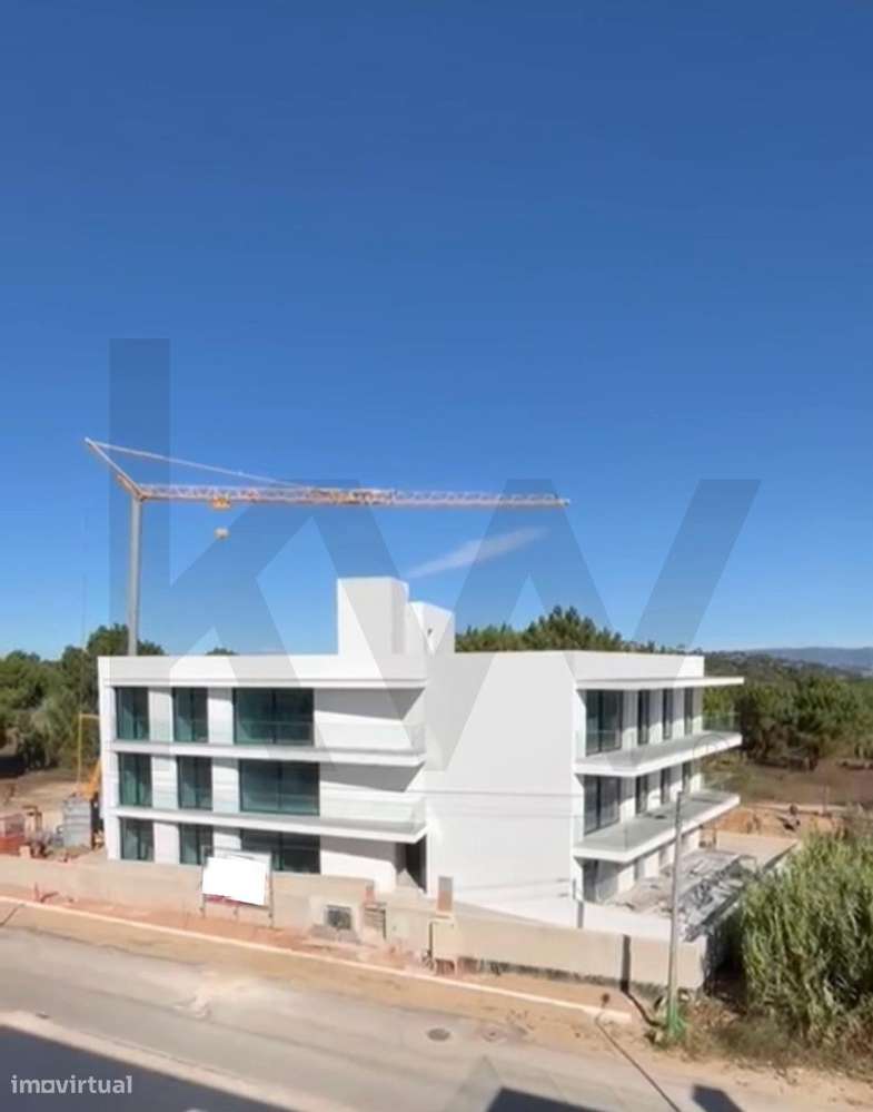Pederneira | Nazaré :: Apartamento T3  com Terraços e Piscina no Rooft - Grande imagem: 3/39