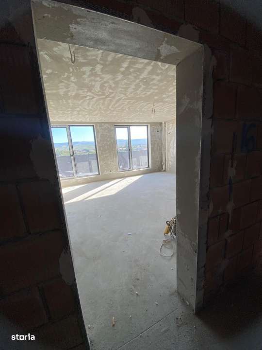 Apartament 2 camere, bloc nou, terasa, TVA inclus-0