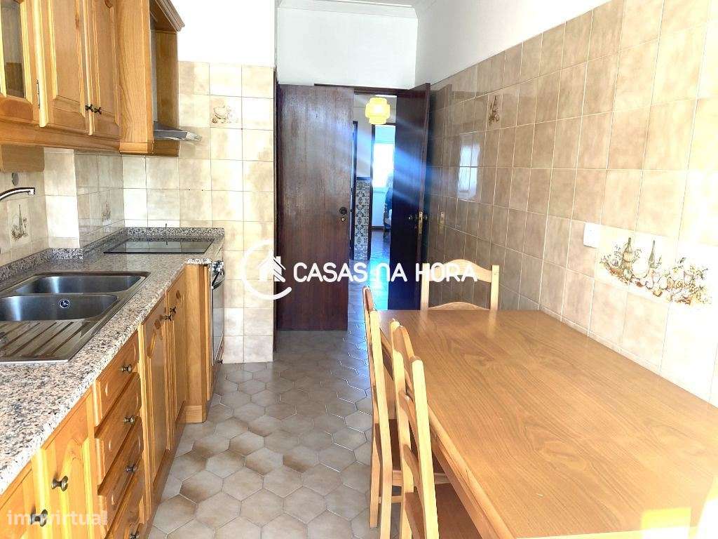 Quarto em Apartamento T3 Mobilado na Charneca Caparica - Qta Nova - Grande imagem: 5/18