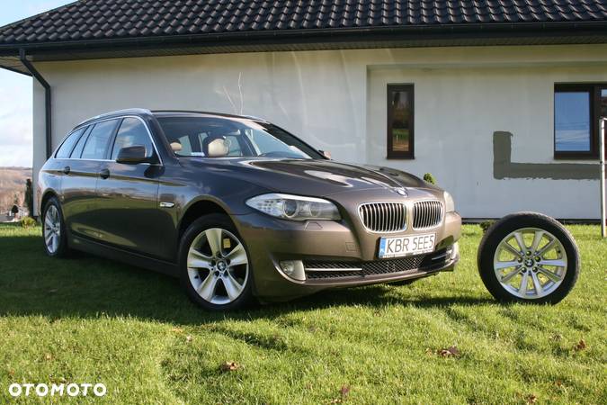 BMW Seria 5 520d - 1