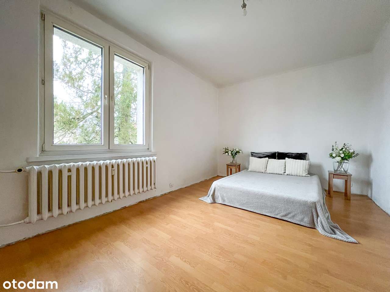 Prezentujemy  słoneczne 2 pok. mieszkanie na I piętrze do aranżacji !-1