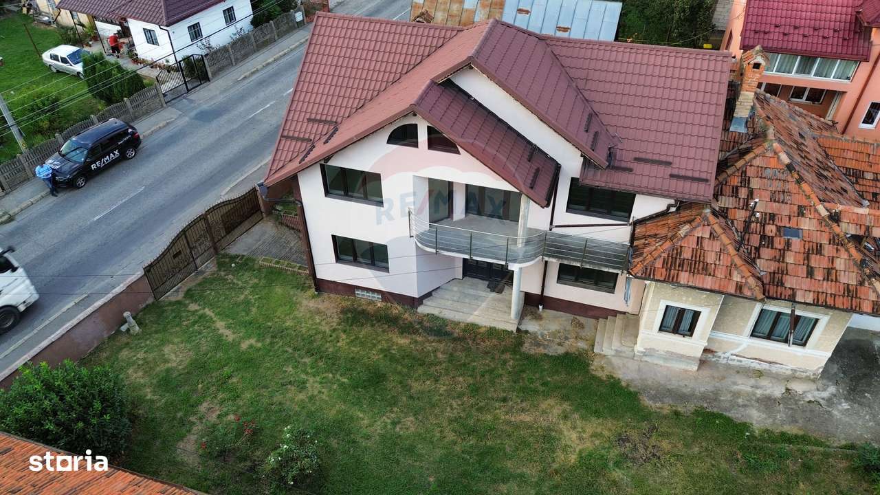 Casă de vânzare în Câmpulung la preț de apartament.-18