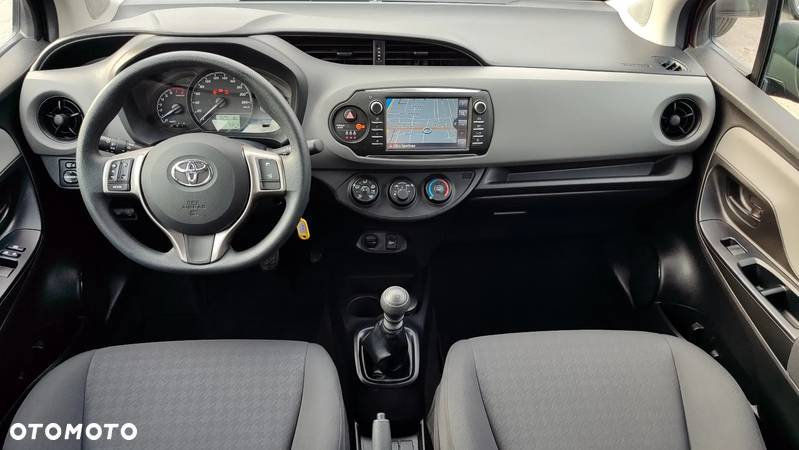 Toyota Yaris 1.5 Premium - 18