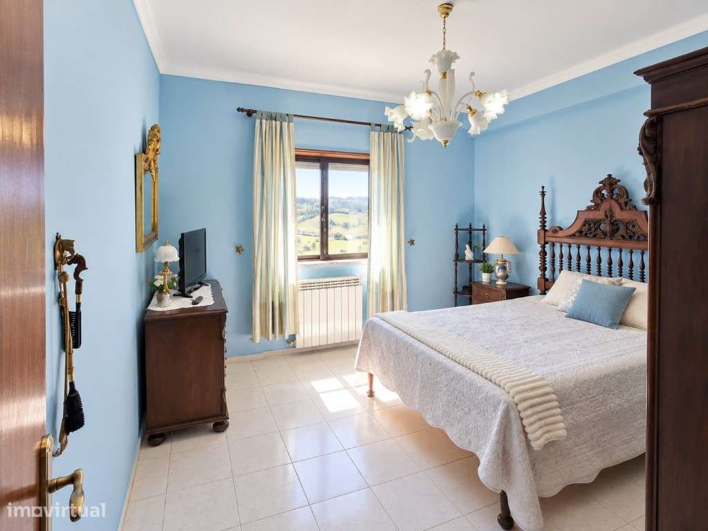 MORADIA 195 m² COM POTENCIAL PARA 2 HABITAÇÕES | PRÓXIMA DAS PRAIAS...-36