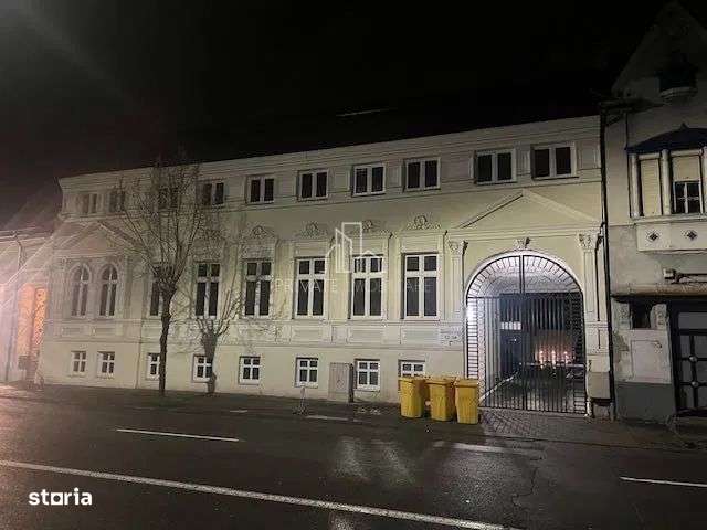 Apartament 2 Camere Bloc NOU, Amenajat Modern/Mobilat, Str Revolutiei - Imagine principală: 5/5