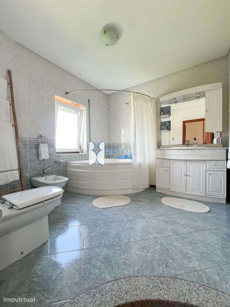 EXCELENTE MORADIA T3 INDIVIDUAL, JUNTO A PRAIA  DE ESPOSENDE-19