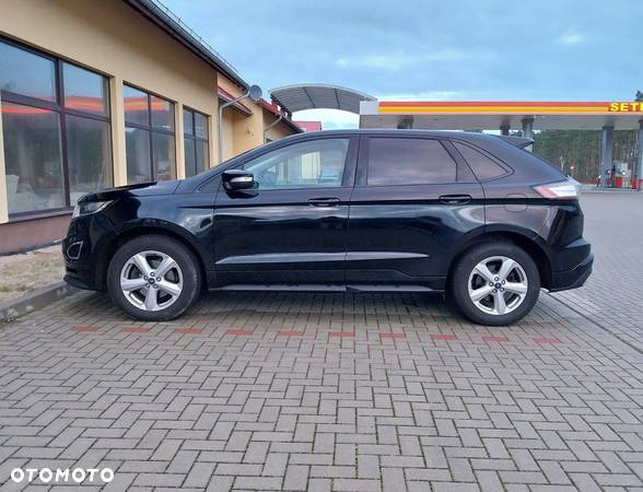 Ford EDGE 2.0 TDCi Bi-Turbo 4x4 ST-LINE - 38