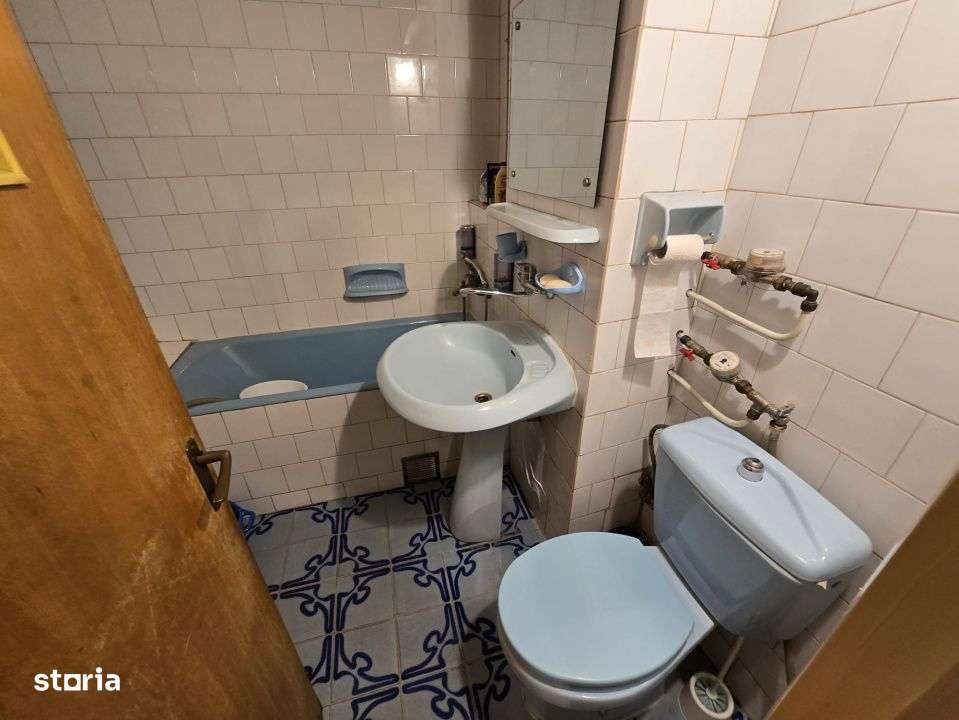 2 camere Central, etaj 3, sup = 60 mp, bloc cu lift - Imagine principală: 5/12