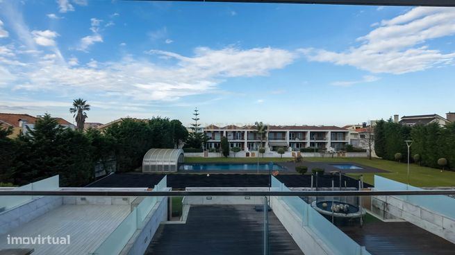 Moradia T3, com 2 suítes e 2 terraços, em condomínio fechado na Praia-42