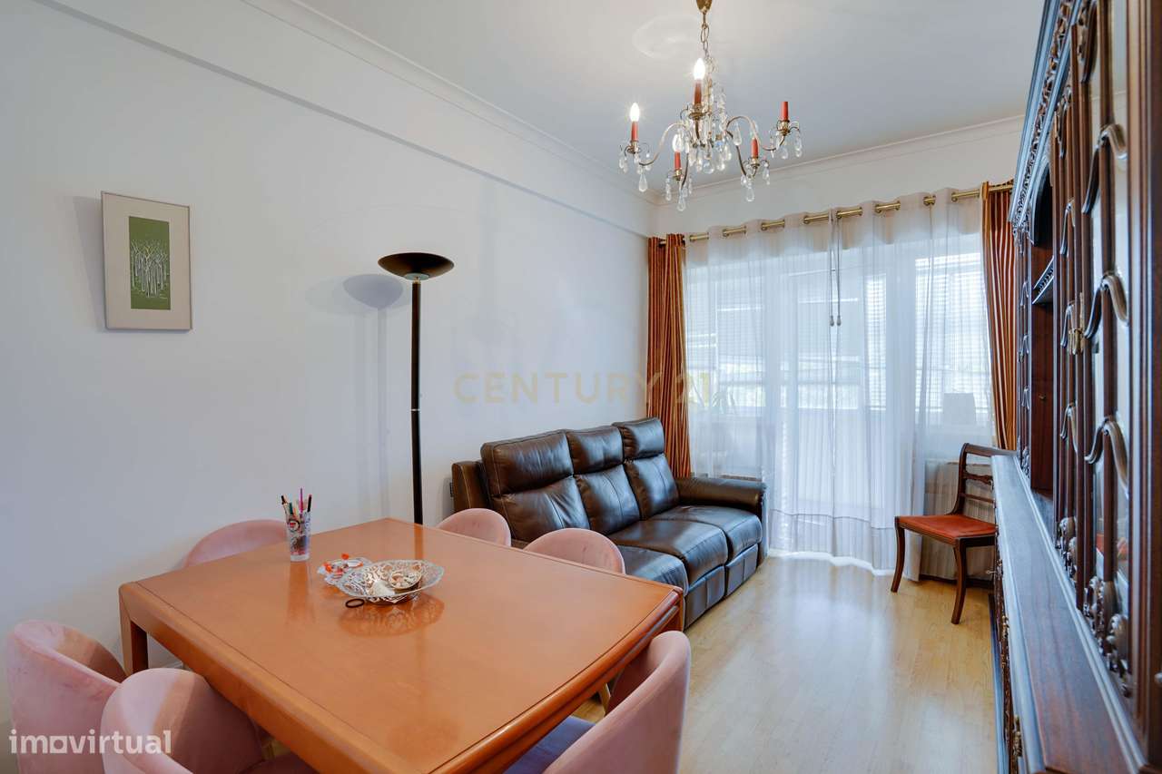 Apartamento T3 pleno de luminosidade em zona premium de Benfica - Grande imagem: 4/35