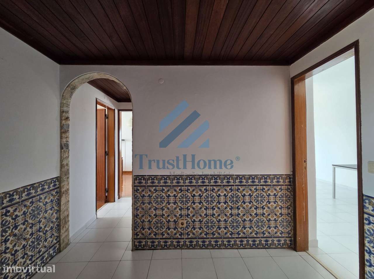 T2 no centro da Arrentela perto da Baia, a 2,5km da estação de...-13