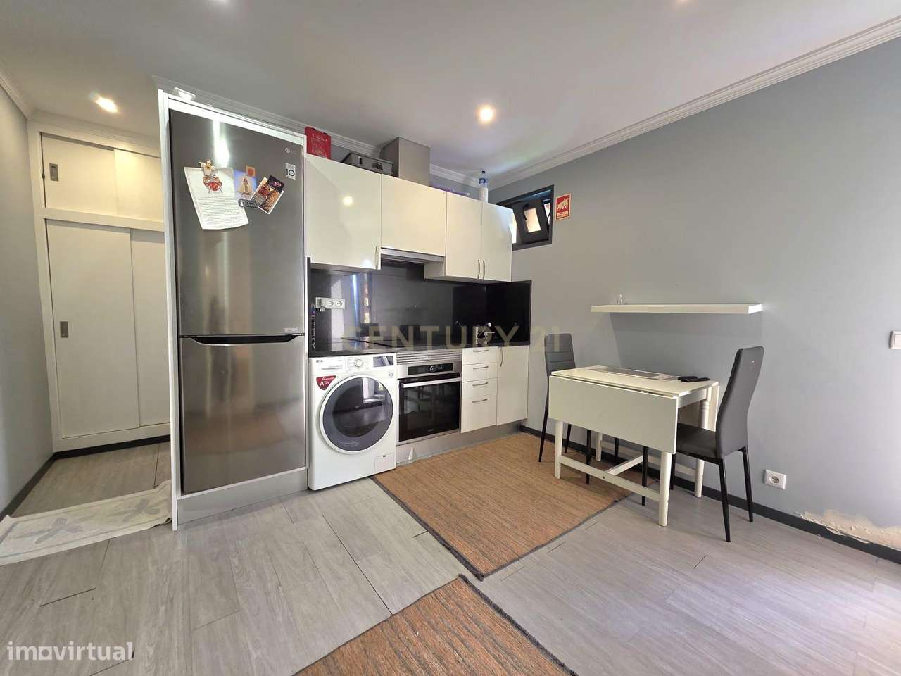 T1 com Vista Mar Definitiva em São Martinho - Grande imagem: 5/23