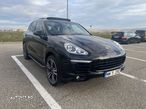 Porsche Cayenne 3.0 L - 4