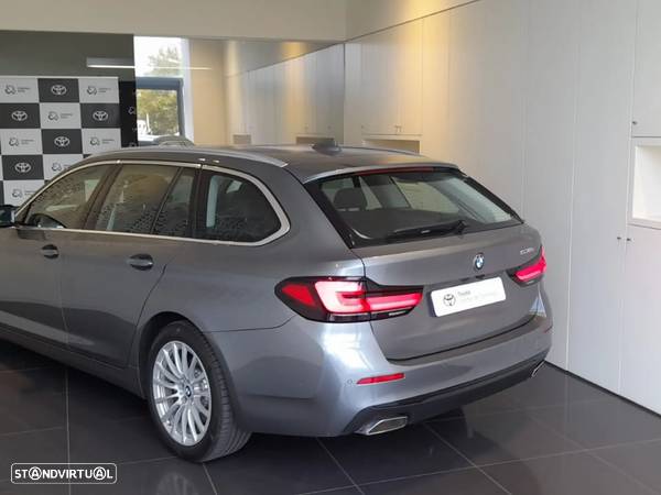 BMW 530 e - 23