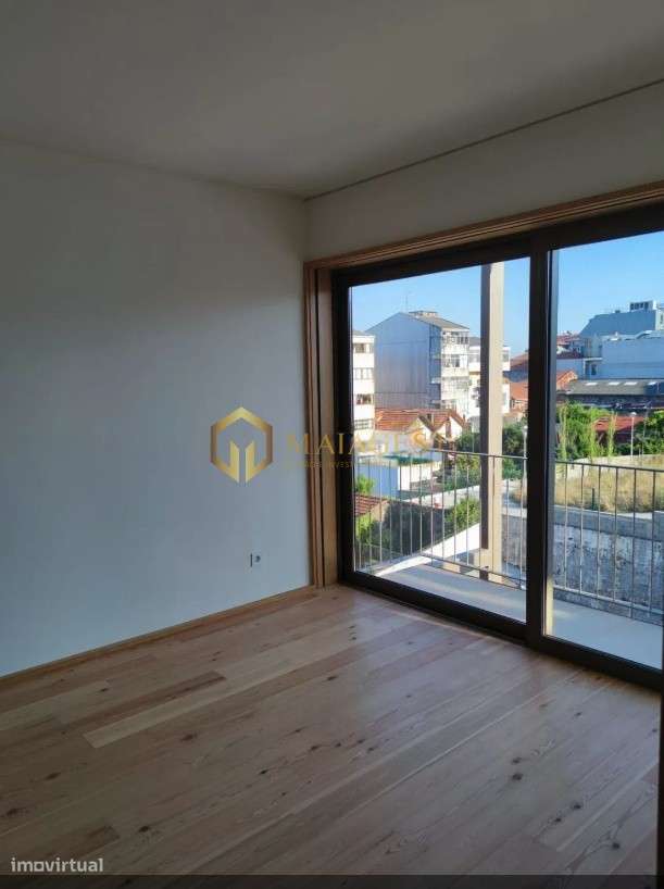 T1 Luminoso com Varanda e Arrumos em Campanhã - Grande imagem: 3/14