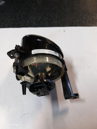 Lampa przeciwmgielna halogen  przód Lewy HB4 VW CADDY III, EOS, GOLF V PLUS, POLO V 6C, POLO V 6R, - 2