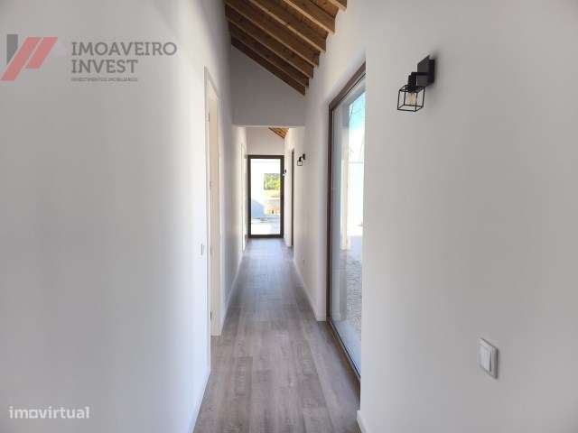 Moradia T4 Renovada com Jardim  Sanguinheira Cantanhede-24