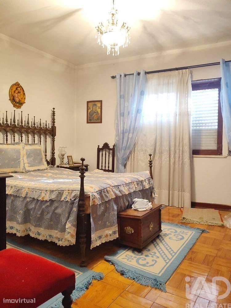 Moradia bi-familiar T3 em Oliveira do Hospital e São Paio de Gramaços - Grande imagem: 2/6