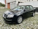 VW Jetta 1.6 TDi Confortline - 12