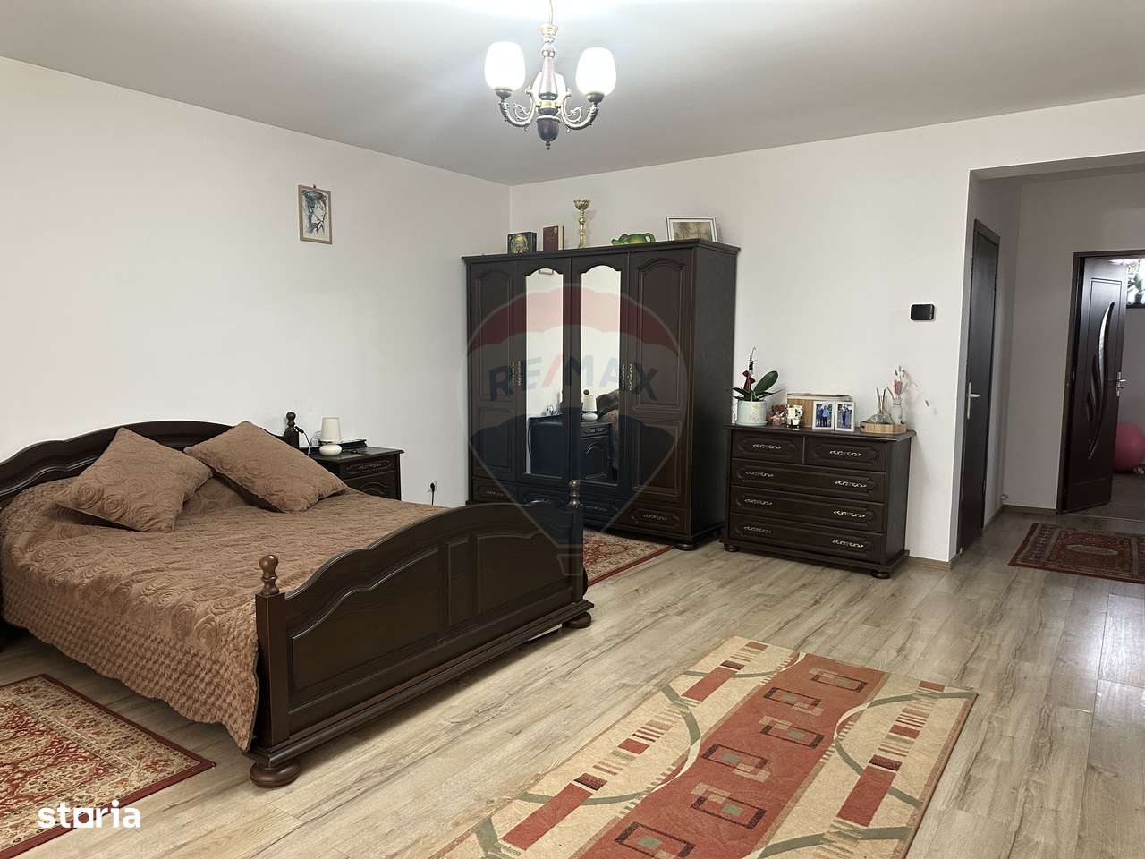 Casă / Vilă Girov Contesti - Imagine principală: 4/20