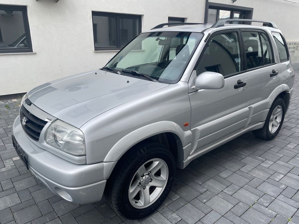 Suzuki Grand Vitara 2.0i 2004